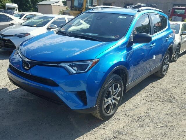 JTMZFREV2HJ122783 - 2017 TOYOTA RAV4 蓝色 照片 2