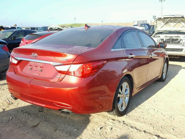 5NPEC4AB2BH305784 - 2011 HYUNDAI SONATA SE RED photo 4