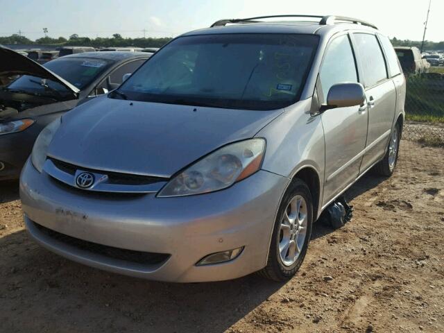 5TDZA22C26S564164 - 2006 TOYOTA SIENNA XLE SILVER photo 2