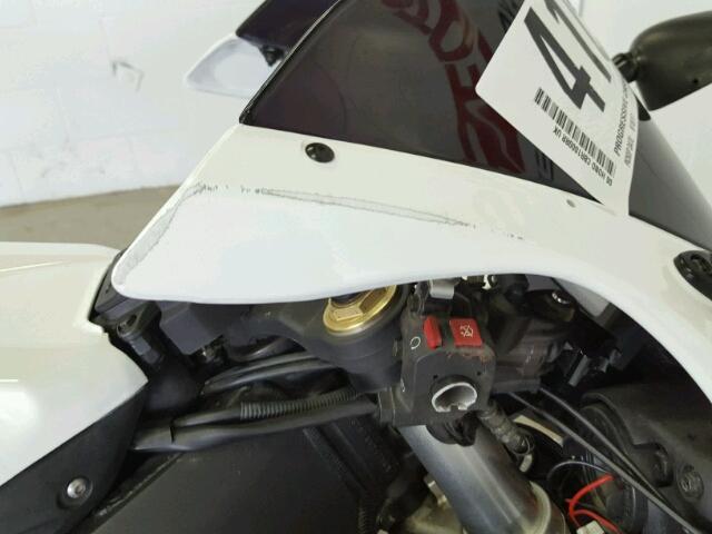 JH2SC57006M202784 - 2006 HONDA CBR1000 WHITE photo 18