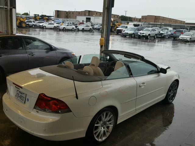 YV1MC68237J017343 - 2007 VOLVO C70 T5 WHITE photo 9