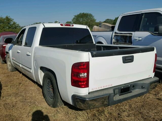 2GCEC13C271560528 - 2007 CHEVROLET SILVERADO WHITE photo 3