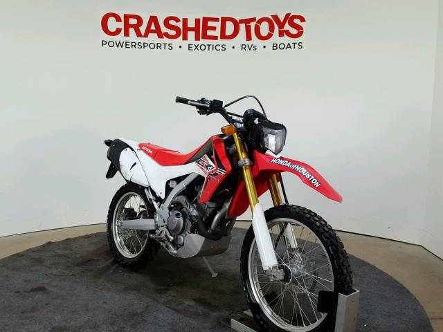 MLHMD3819G5303082 - 2016 HONDA CRF250 RED photo 2