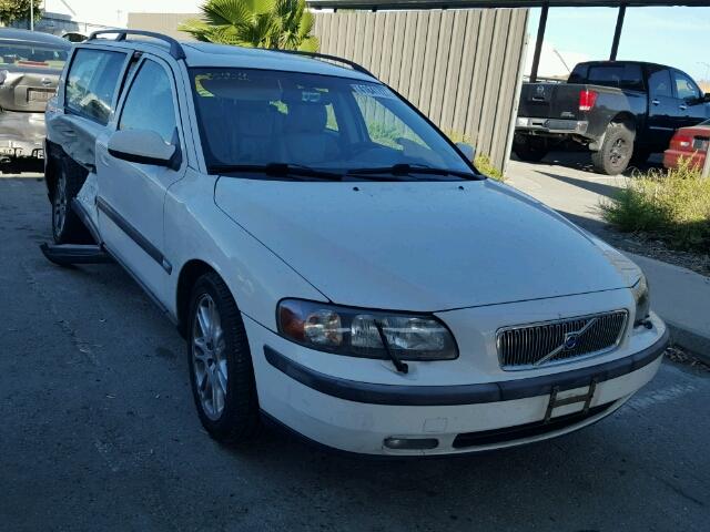 YV1SW53D911016299 - 2001 VOLVO V70 T5 TUR WHITE photo 1