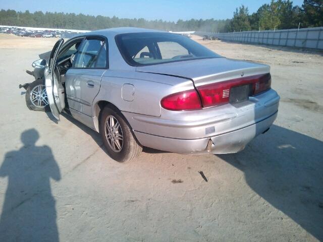 2G4WB52K331168543 - 2003 BUICK REGAL SILVER photo 3