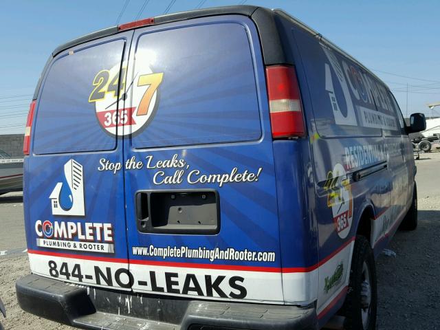 1GCHG39U261137806 - 2006 CHEVROLET EXPRESS BLUE photo 4