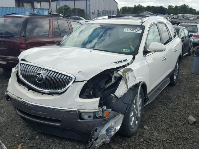 5GAKVCED9BJ129425 - 2011 BUICK ENCLAVE CX WHITE photo 2