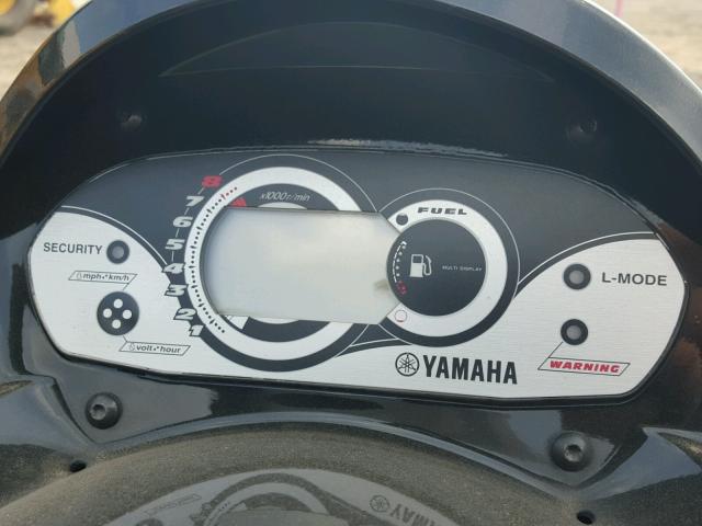 USYAMA1791C010 - 2010 YAMAHA MARINE LOT WHITE photo 8