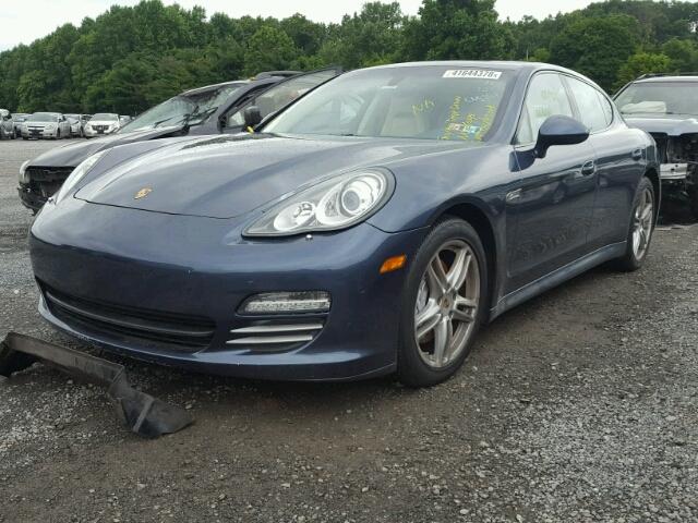 WP0AA2A76BL020523 - 2011 PORSCHE PANAMERA 2 BLUE photo 2