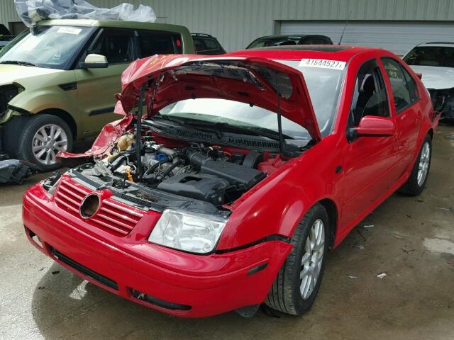 3VWSF29M5YM081396 - 2000 VOLKSWAGEN JETTA RED photo 2