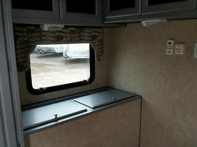 5DT217R3781063940 - 2008 UTILITY PREDATOR BLACK photo 17