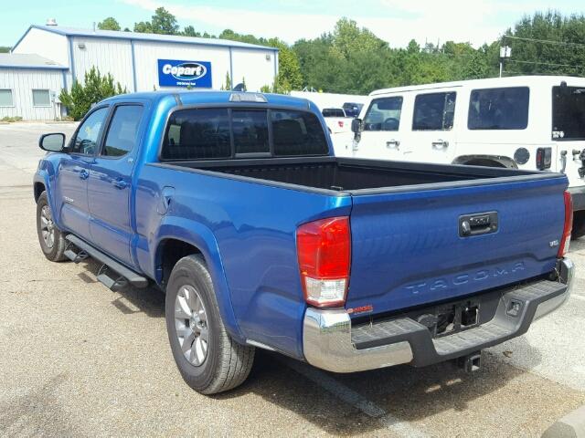 5TFBZ5DNXHX002651 - 2017 TOYOTA TACOMA DOU BLUE photo 3