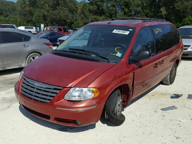 2A4GP64L36R640195 - 2006 CHRYSLER TOWN & COU RED photo 2