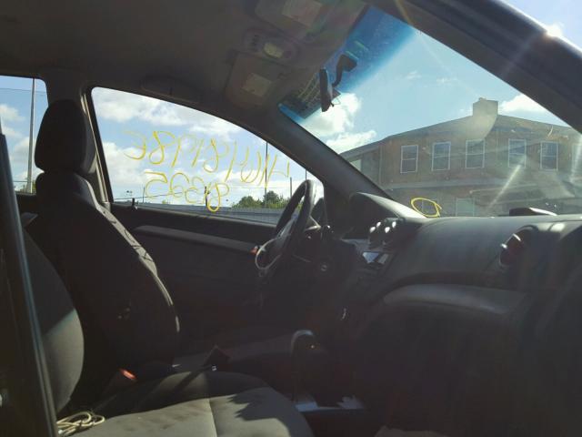 KL1TD66E09B395443 - 2009 CHEVROLET AVEO LS BLACK photo 5