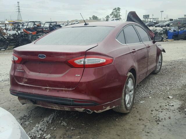 1FA6P0H77G5115320 - 2016 FORD FUSION SE RED photo 4