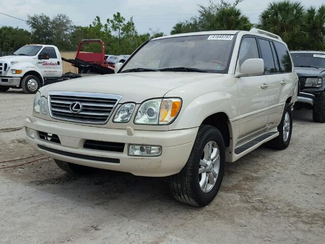 JTJHT00W133528810 - 2003 LEXUS LX 470 CREAM photo 2