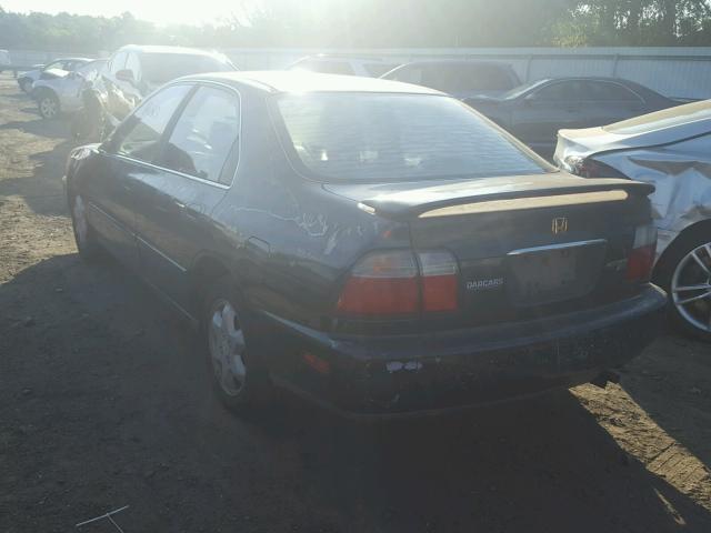 1HGCE6676TA016144 - 1996 HONDA ACCORD GREEN photo 3