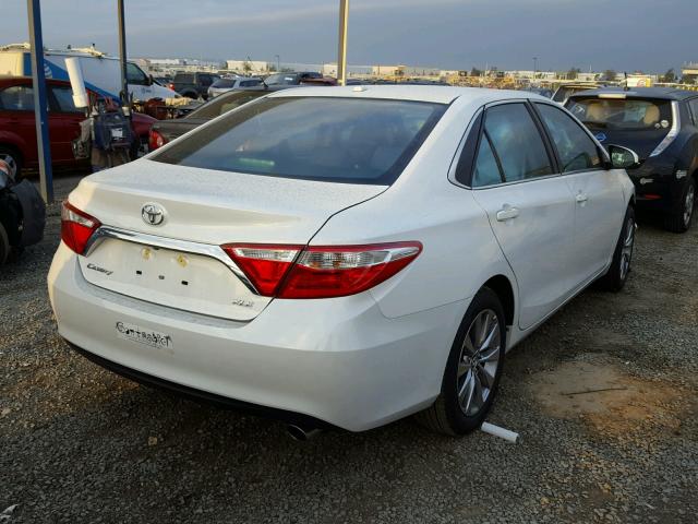 4T1BF1FK2HU407145 - 2017 TOYOTA CAMRY LE WHITE photo 4