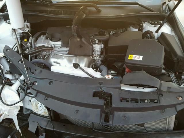 4T1BF1FK2HU407145 - 2017 TOYOTA CAMRY LE თეთრი ფოტო 7