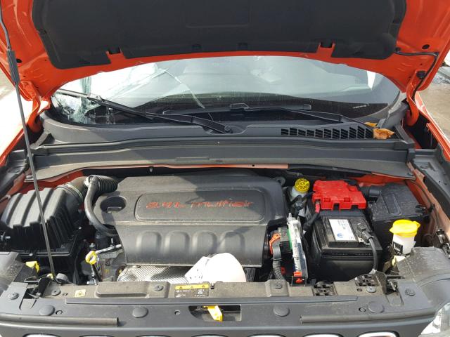 ZACCJBAB1JPH11482 - 2018 JEEP RENEGADE S ნარინჯისფერი ფოტო 7