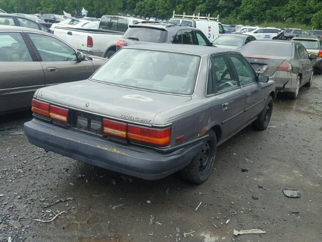 4T1SV21E0LU269463 - 1990 TOYOTA CAMRY DLX GRAY photo 4