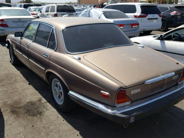 SAJAY1345GC449086 - 1986 JAGUAR XJ6 VANDEN GOLD photo 3