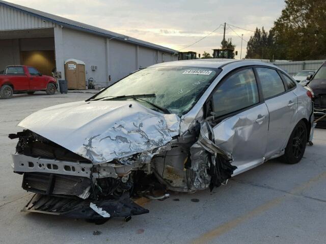 1FADP3F23GL222232 - 2016 FORD FOCUS SE SILVER photo 2