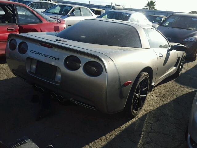 1G1YY22G0Y5112838 - 2000 CHEVROLET CORVETTE SILVER photo 4