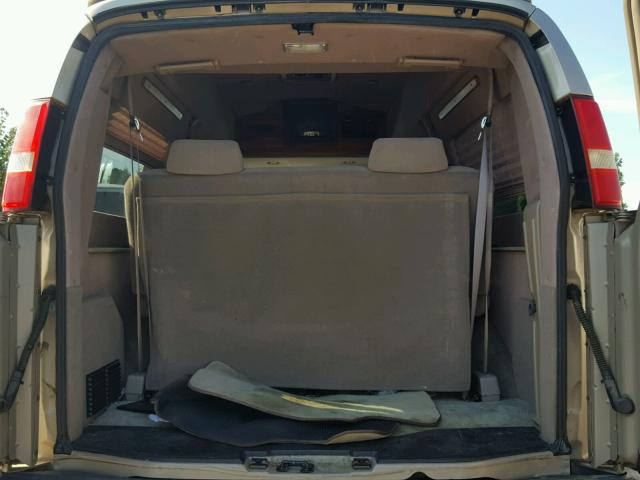 1GDFG15T951194040 - 2005 GMC SAVANA RV TAN photo 9