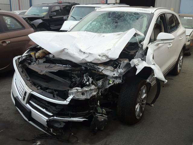 5LMTJ2AH9FUJ01428 - 2015 LINCOLN MKC 白色 照片 2