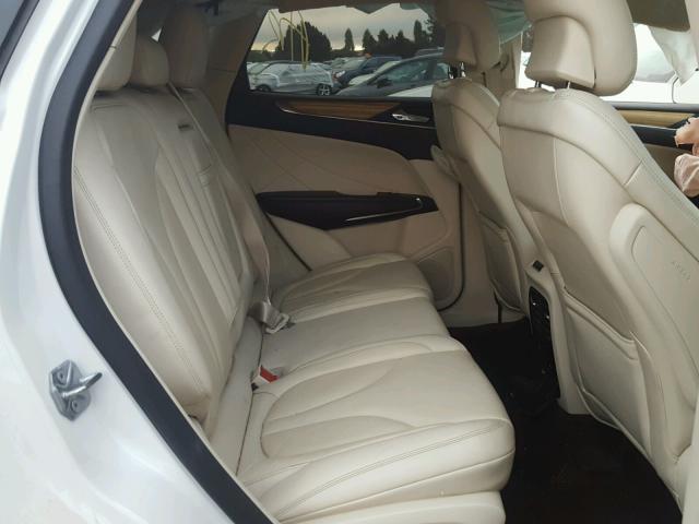 5LMTJ2AH9FUJ01428 - 2015 LINCOLN MKC WHITE photo 6