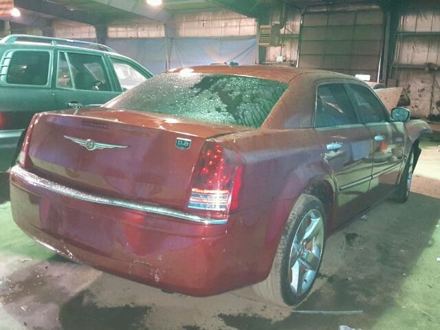 2C3KA53G68H329552 - 2008 CHRYSLER 300 TOURIN RED photo 4