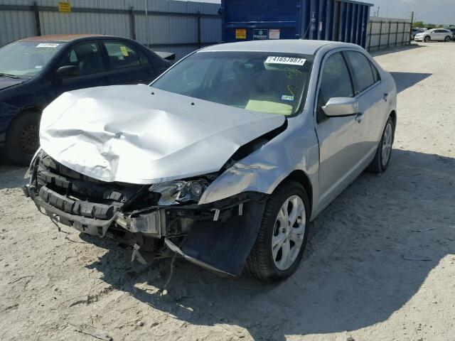 3FAHP0HAXCR306659 - 2012 FORD FUSION SE SILVER photo 2