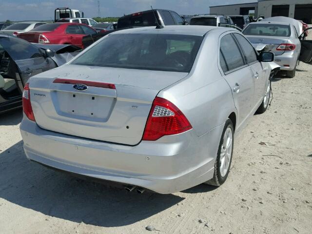 3FAHP0HAXCR306659 - 2012 FORD FUSION SE SILVER photo 4