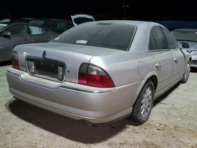 1LNHM86S94Y670244 - 2004 LINCOLN LS 银色 照片 4