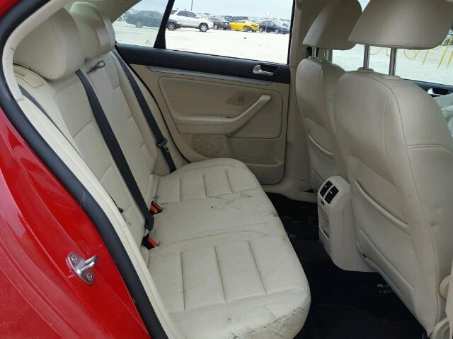 3VWRX7AJ4AM158369 - 2010 VOLKSWAGEN JETTA SE 红色 照片 6
