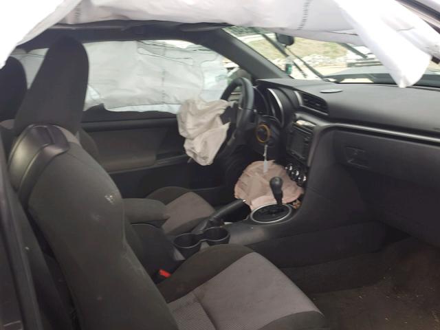 JTKJF5C71E3077841 - 2014 TOYOTA SCION TC 灰色 照片 5