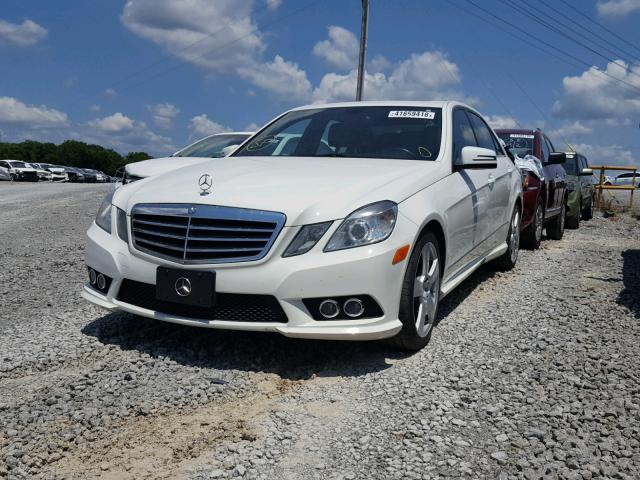 WDDHF8HB0AA216700 - 2010 MERCEDES-BENZ E 350 4MAT WHITE photo 2