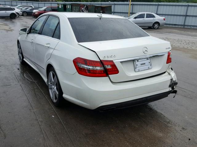 WDDHF8HB0AA216700 - 2010 MERCEDES-BENZ E 350 4MAT WHITE photo 3