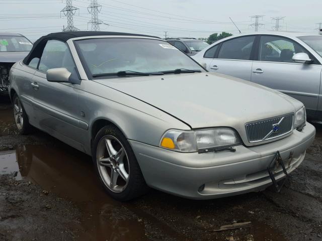 YV1NC56D1YJ011657 - 2000 VOLVO C70 TURBO SILVER photo 1