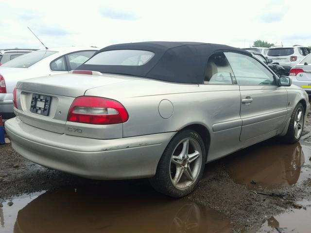 YV1NC56D1YJ011657 - 2000 VOLVO C70 TURBO SILVER photo 4