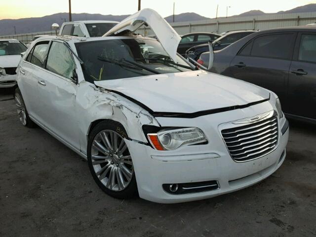 2C3CA5CGXBH559686 - 2011 CHRYSLER 300 LIMITE WHITE photo 1