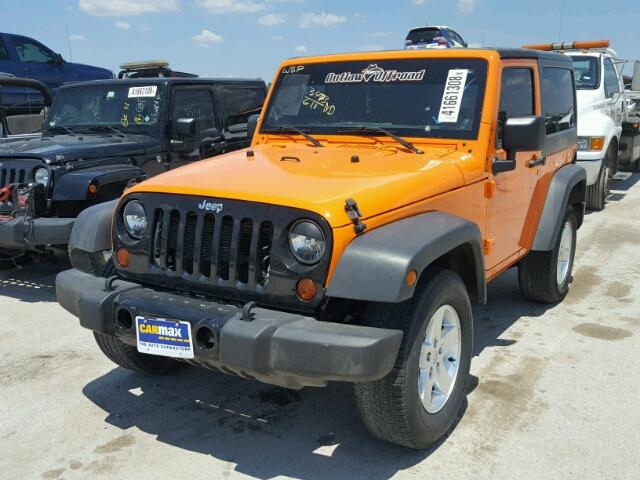 1C4AJWAG1DL568116 - 2013 JEEP WRANGLER S ORANGE photo 2