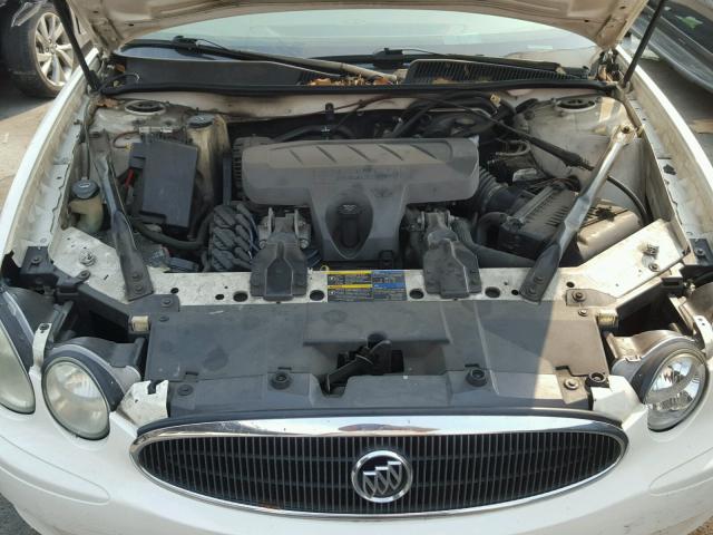 2G4WD582371109533 - 2007 BUICK LACROSSE C WHITE photo 7