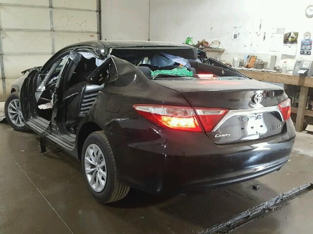 4T4BF1FK9GR565972 - 2016 TOYOTA CAMRY LE შავი ფოტო 3