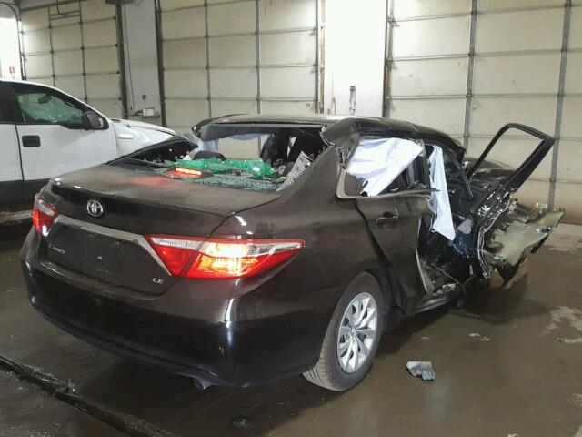 4T4BF1FK9GR565972 - 2016 TOYOTA CAMRY LE შავი ფოტო 4