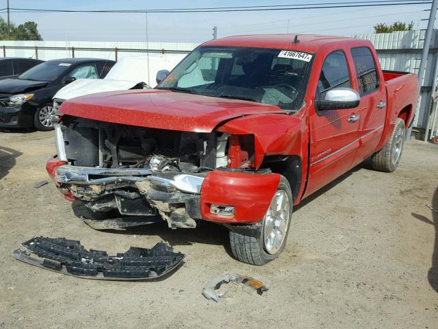 3GCPCSE09BG359548 - 2011 CHEVROLET SILVERADO RED photo 2