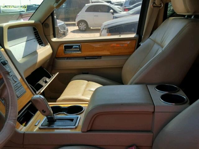 5LMJJ2H50AEJ02831 - 2010 LINCOLN NAVIGATOR MAROON photo 5