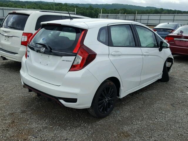 3HGGK5H67JM723231 - 2018 HONDA FIT SPORT WHITE photo 4