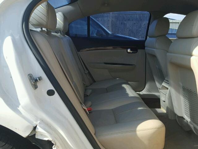 1G8ZS57N68F161522 - 2008 SATURN AURA WHITE photo 6